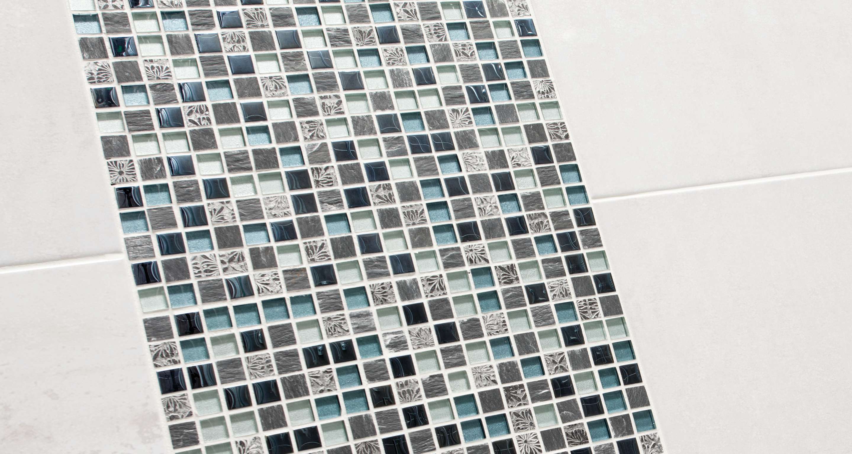 Glass-mosaic-tiles-ret